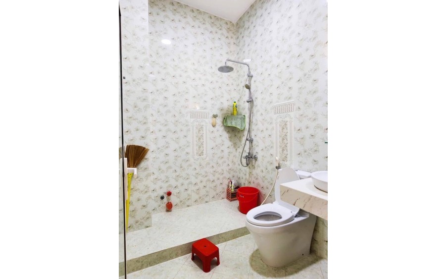 Hot! Nhà Đẹp 4 Tầng Nguyễn Trãi, Q5, hẻm 4m ở ngay, DT 3.6x12m. Chỉ 9 Tỷ